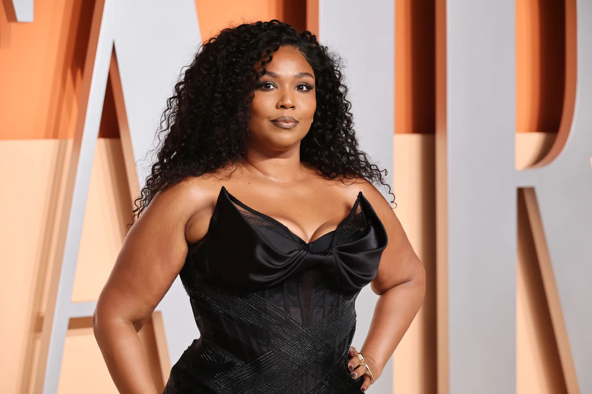 uppercomms - crisis - lizzo